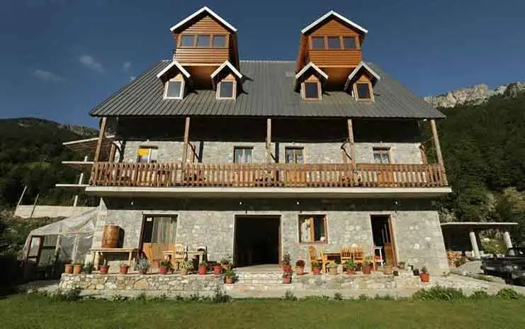 Accommodation around 11:00 am at the guesthouse.